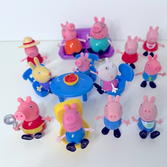 Peppa Pig Family Playset Lot with Furniture - Multicolor - Picture 5 of 7